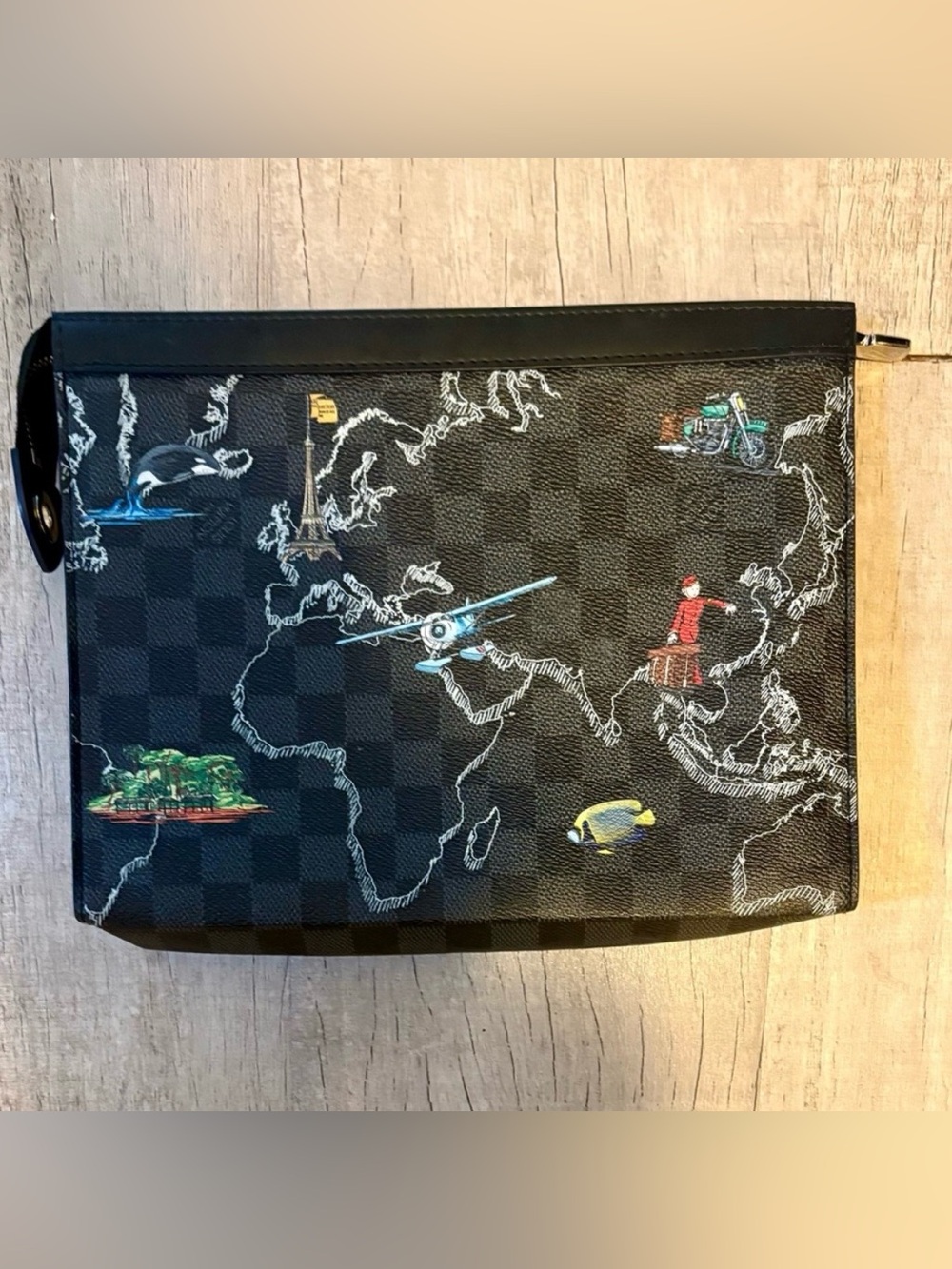 Louis Vuitton Damier Graphite World Map Pochette Voyage MM Clutch Pouch N40205